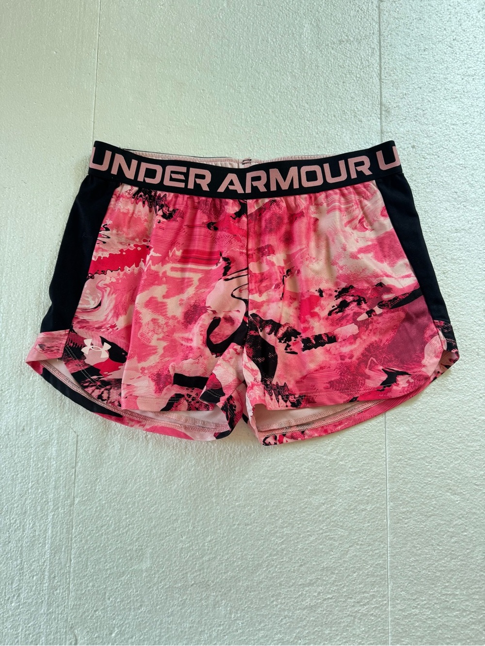 Abstract Under Armour Play Up Shorts Youth Large